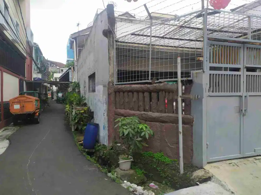 Rumah Hook Bebas Banjir Di Tanah Abang Jakarta Pusat