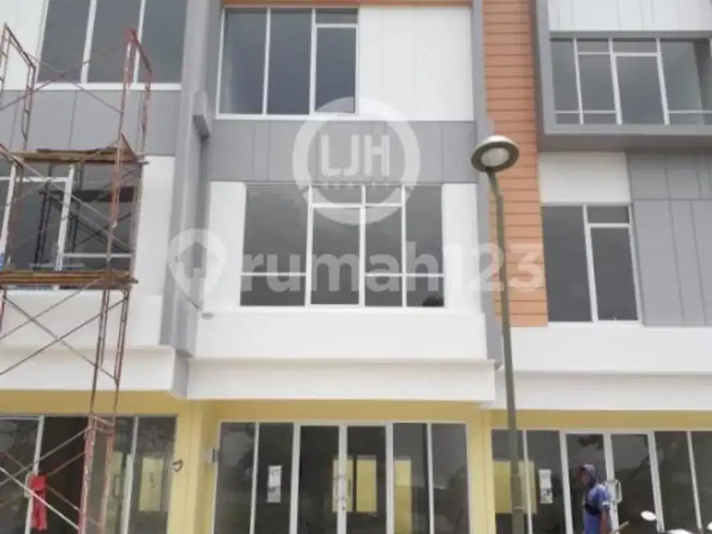 Sewa Ruko Lokasi Strategis North Sorrento Gading Serpong