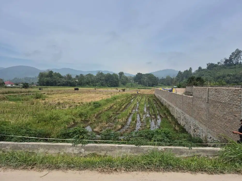 Dijual tanah kosong di Sipoholon, sebelah tanggul Aek Sigeaon