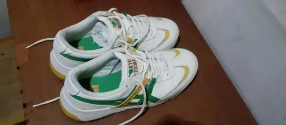 *ONITSUKA TIGER TOKYO ORIGINAL 100%