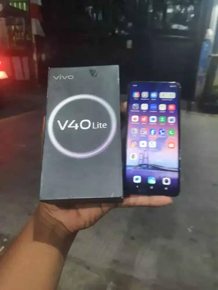 Vivo V40 litee 8/128