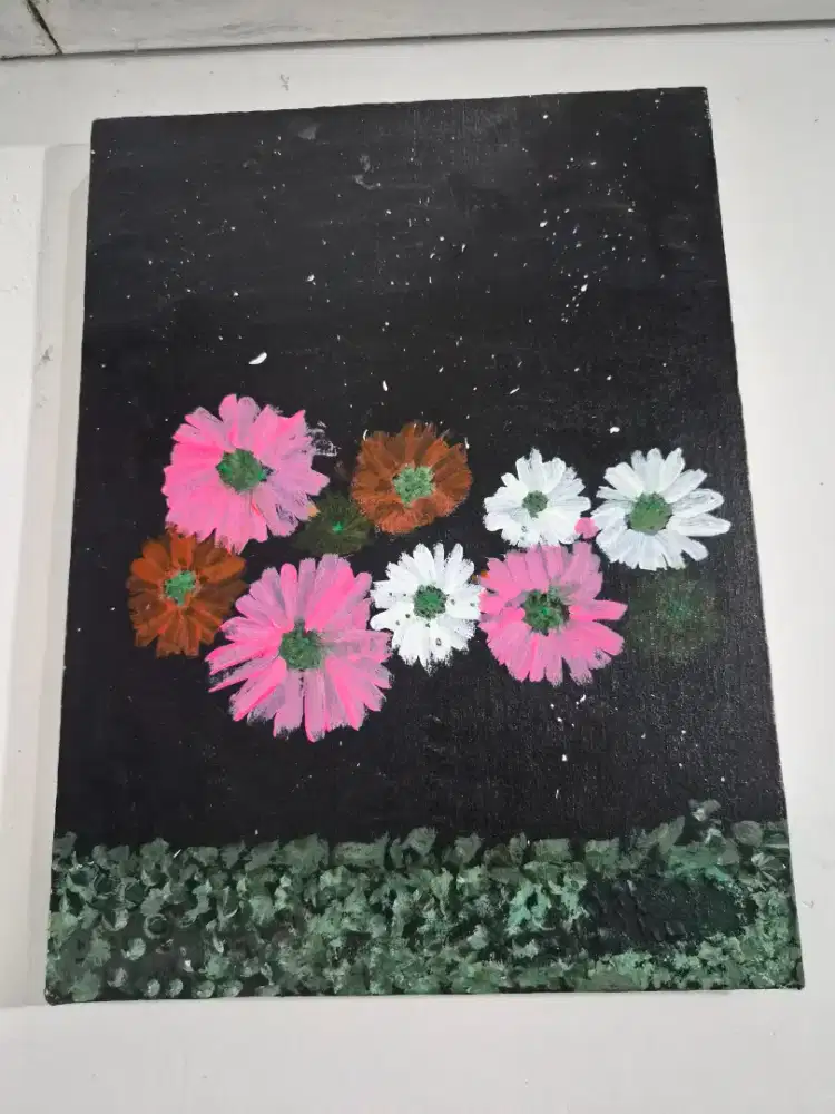 Lukisan bunga latar hitam