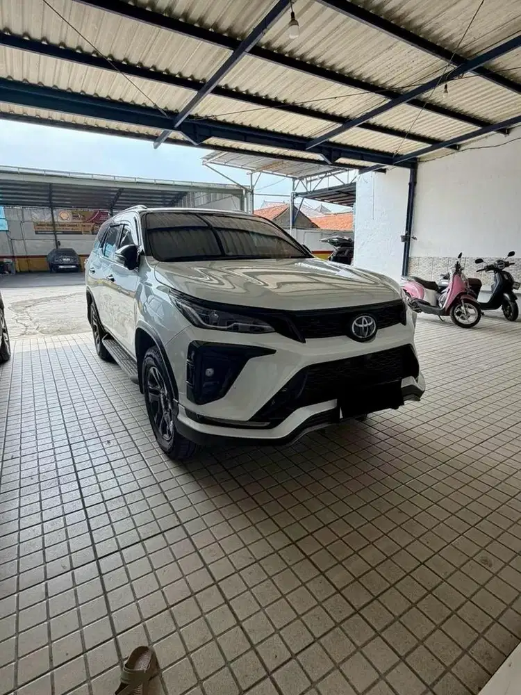 VRZ GR 2.8 2025 NIK24 KM 20RB TGN1 ISTIMEWA CAKEP CASH MURAH !