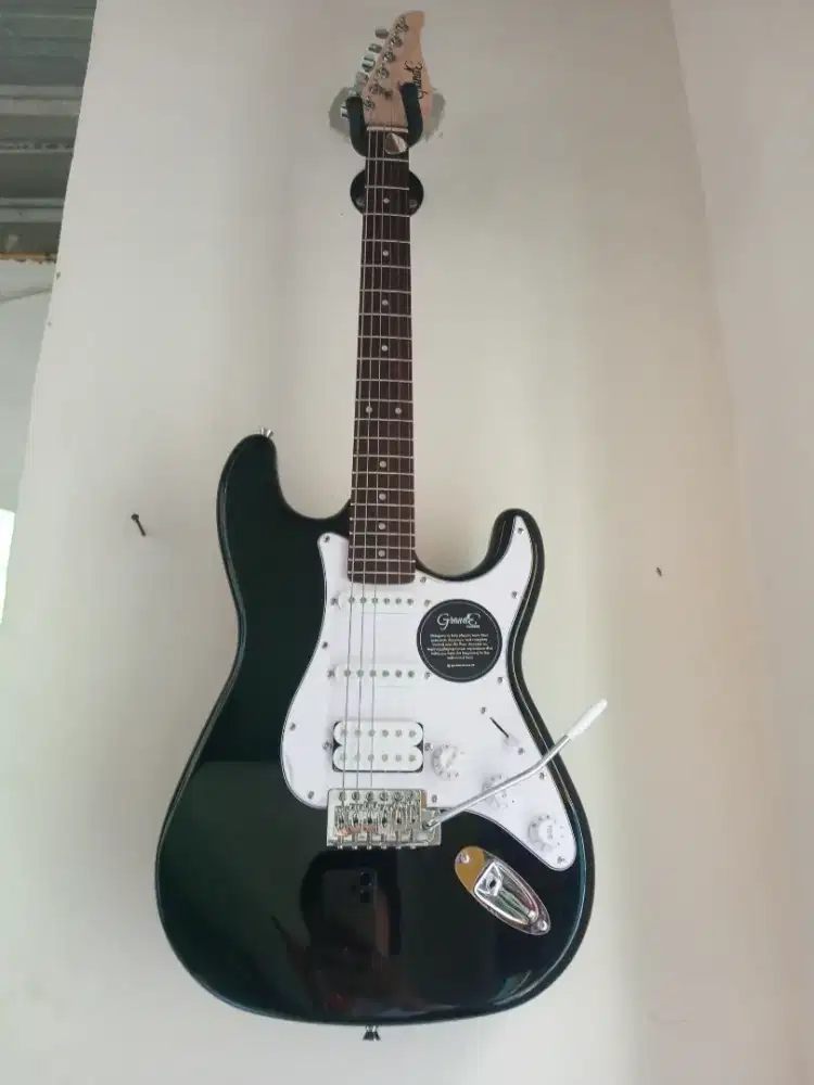 Gitar listrik grande GST80 ORI