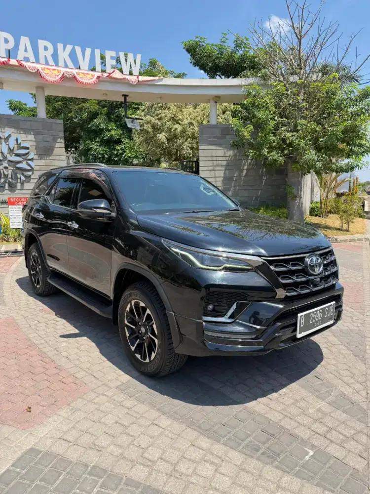 Fortuner 2.4 GR Sport Diesel AT 2021 || Pajero Fortuner Innova