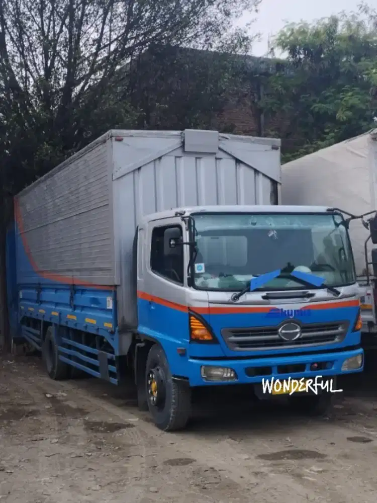 Hino Lohan 500 FG JP Wing Box Besi 7.5 mtr Electrik Ors BioSolar Turbo