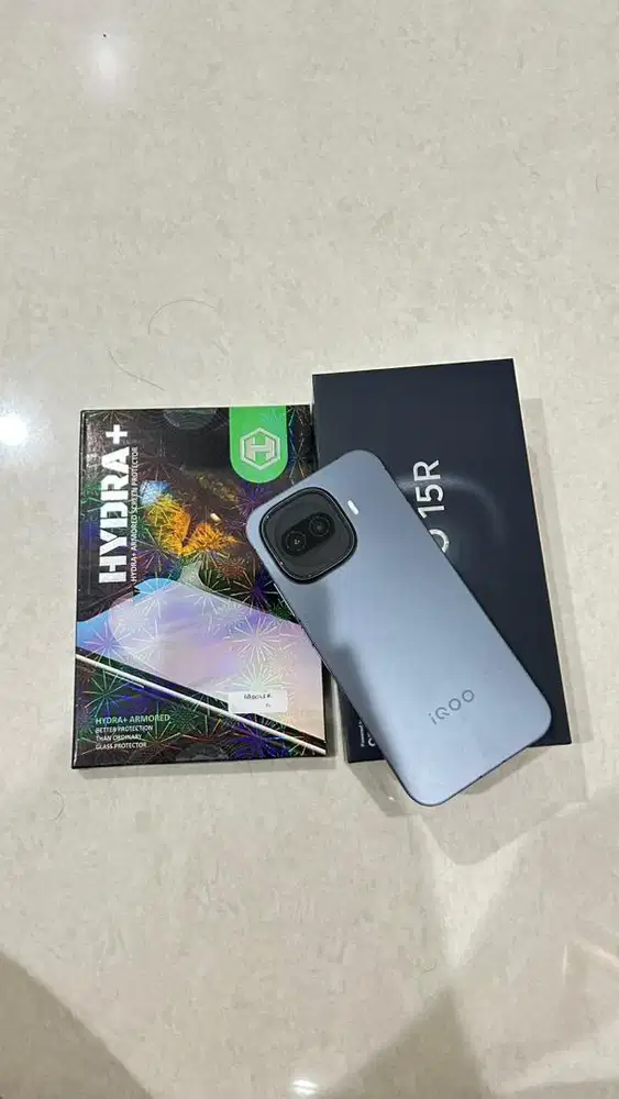 DIJUAL CEPAT  IQOO 15R 12/256 MULUS PEMKAIAN 1 BULAN