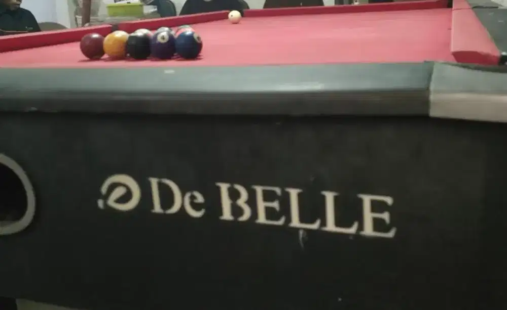 BU | Meja Biliar DE BELLE 8 Fett