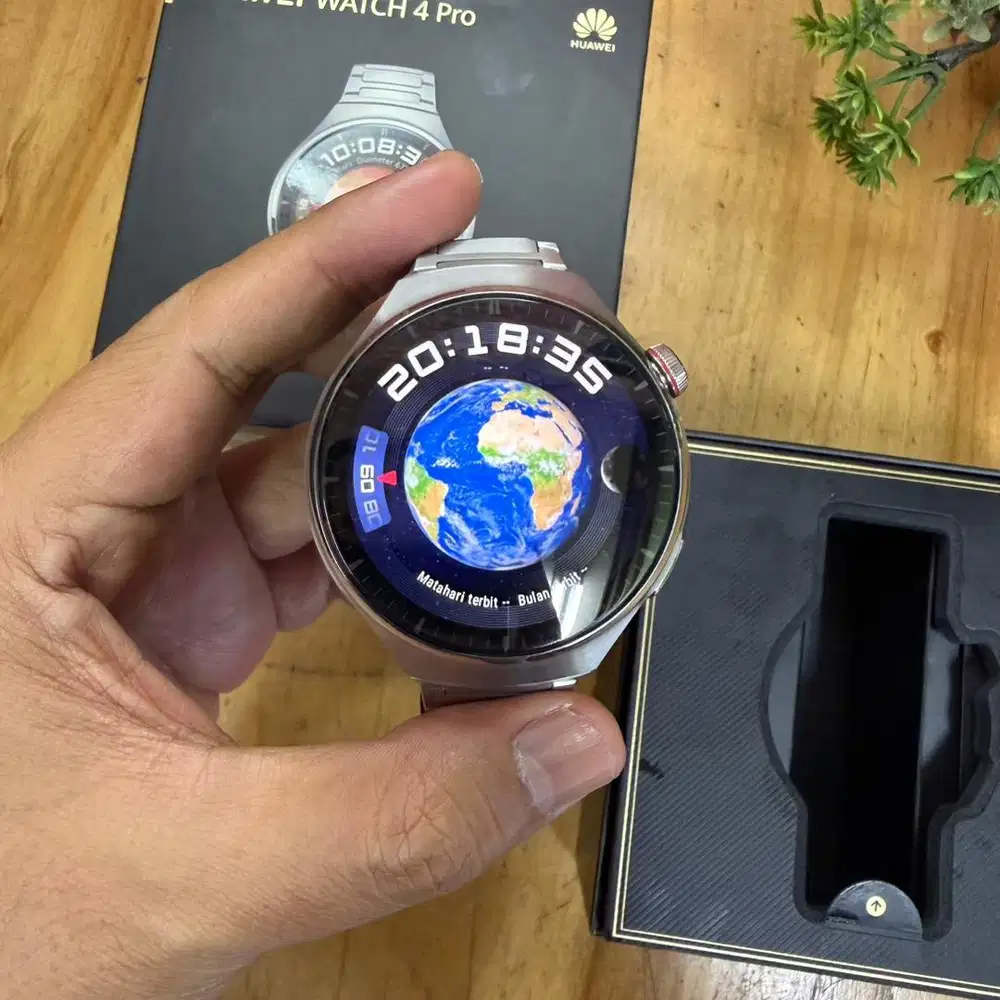 HUAWEI WATCH 4 Pro Space Exploration Edition MDS-AL00 Titanium