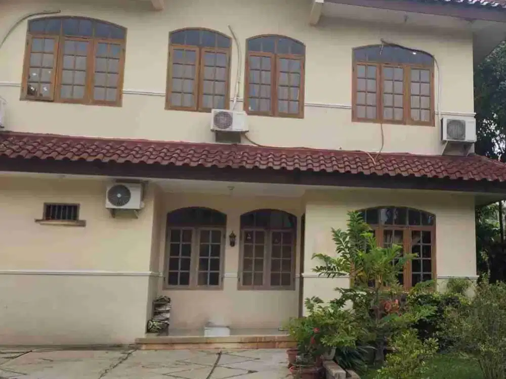 Dijual rumah murah di Alam Sutera Serpong