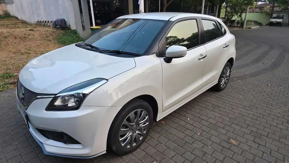 Suzuki Baleno 2018 Bensin