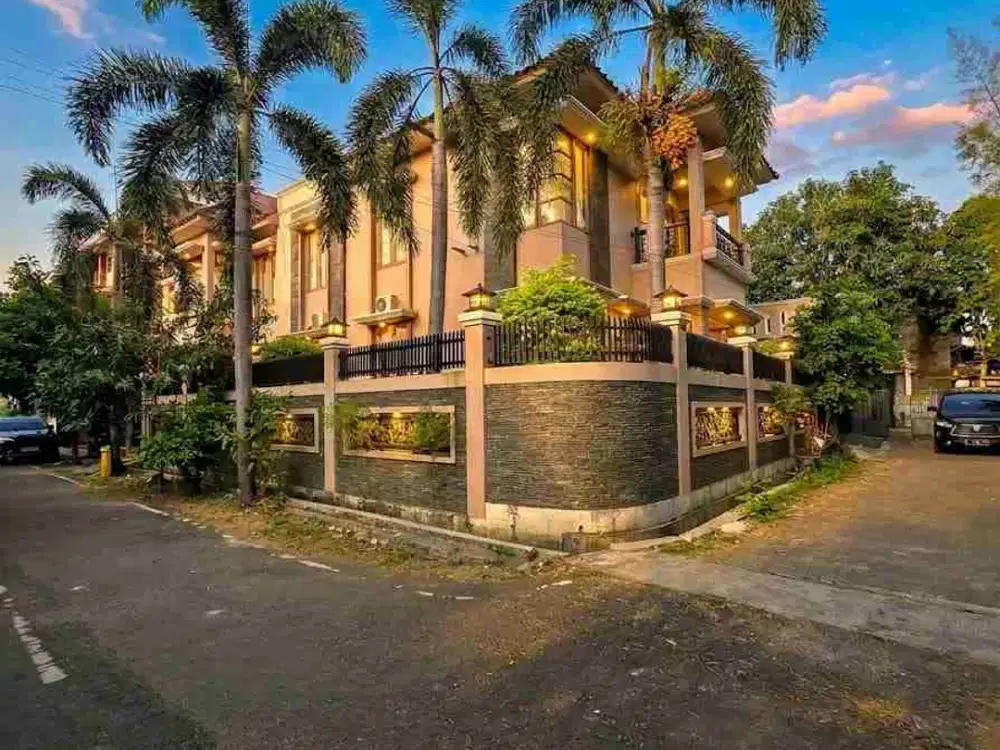 dijual Rumah Mewah Lokasi Strategis di Duren Sawit Jakarta Timur