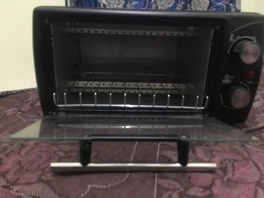 Oven Listrik Merek Kris/Ace Hardware