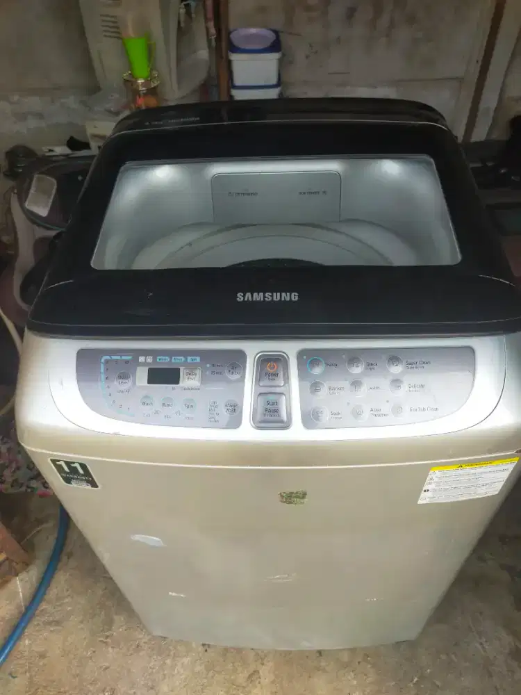 Mesin cuci Samsung 9,5 kg masih baik