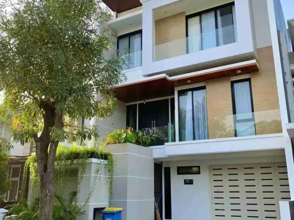 5M megah 300m² pakuwon indah no graha famili dian istana bdg citraland
