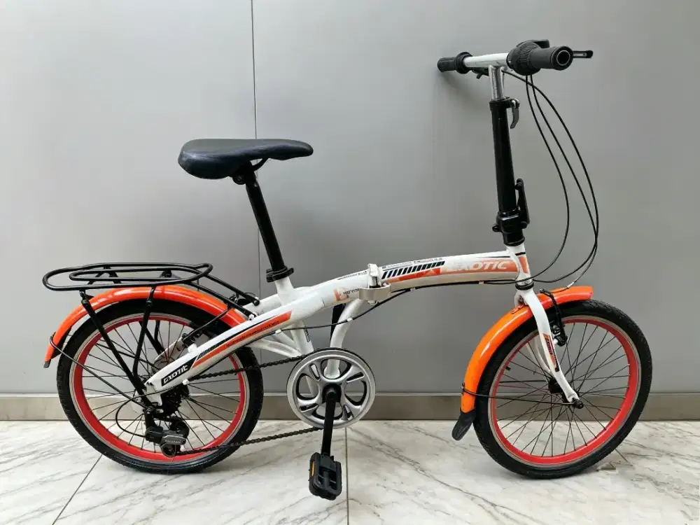 Sepeda lipat uk20 bekas