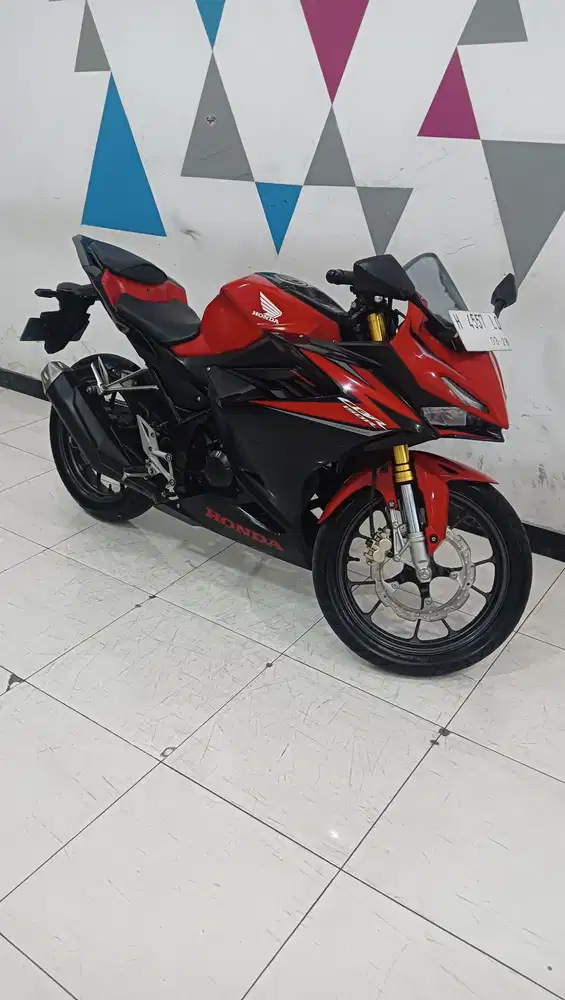 Honda New CBR 150R 2023 DP.1jt