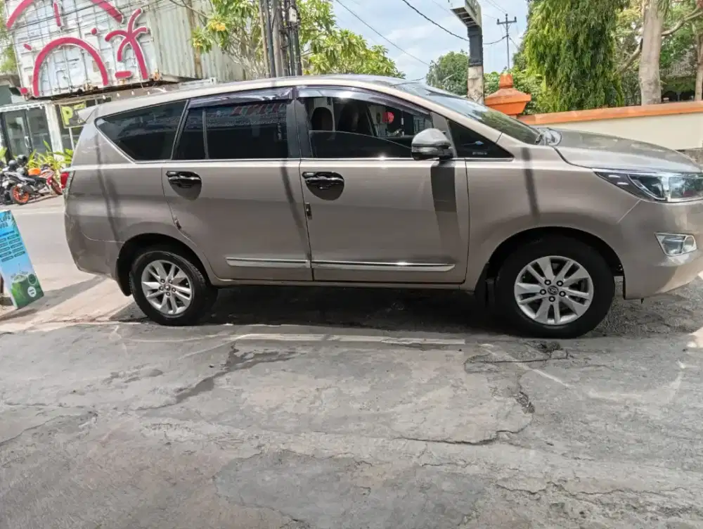 JUAL CEPAT MOBIL INNOVA BAGUS MULUS