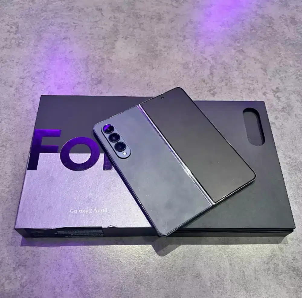 Samsung Galaxy Z Fold 4 12/256 sein lengkap