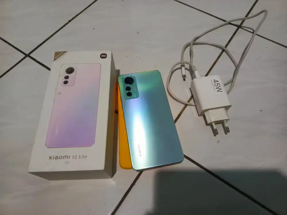 Xiaomi 12 lite 5G ram 8/256 gb second fullset