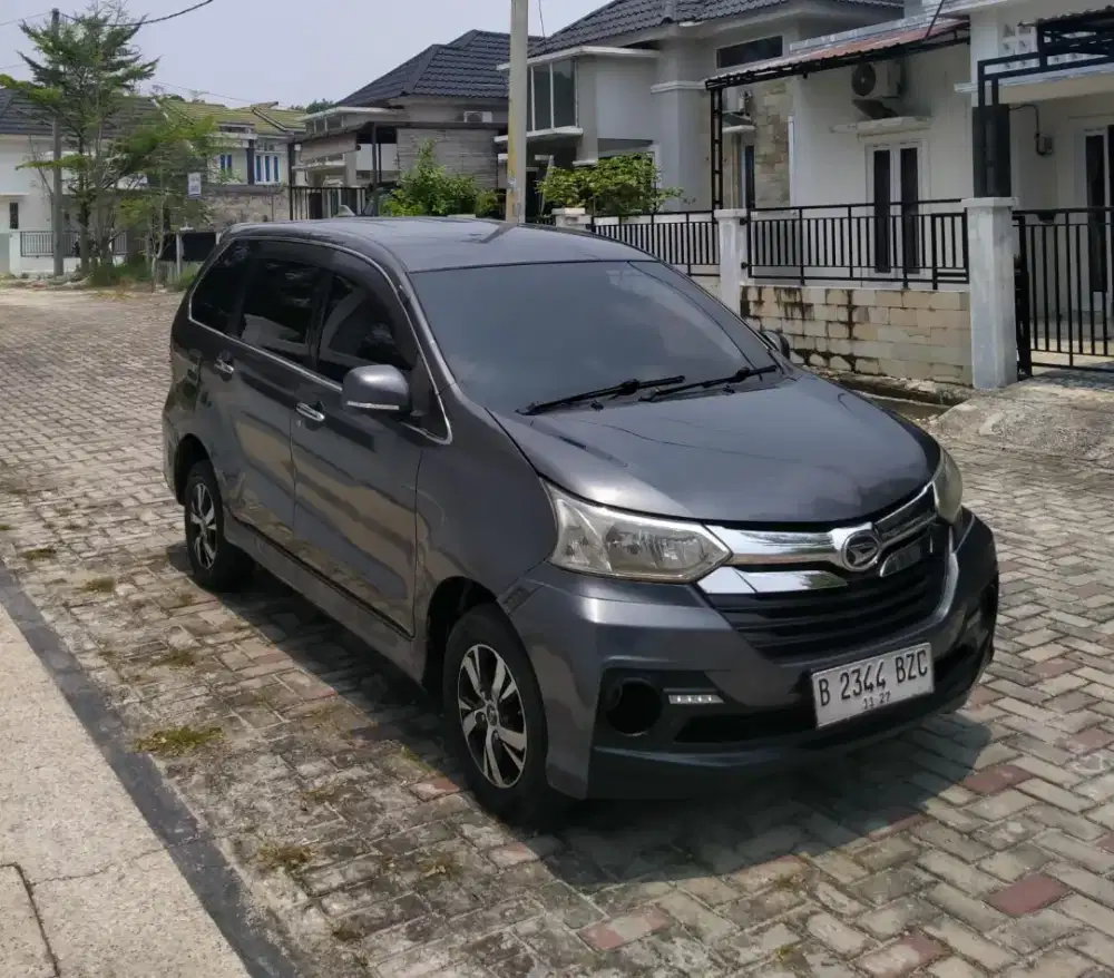 Xenia R sporty 2017