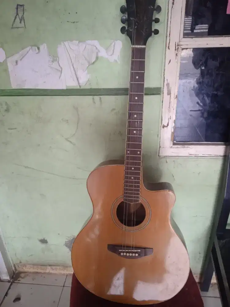 Gitar acoustic  cleclark