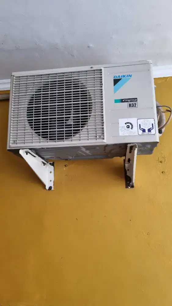dijual ac daikin inverter