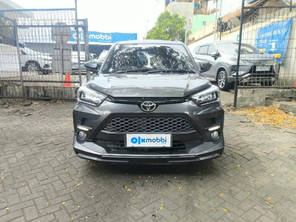 LOW DP Toyota Raize 1.0 Turbo GR Sport One Tone-AT 2021 2BU