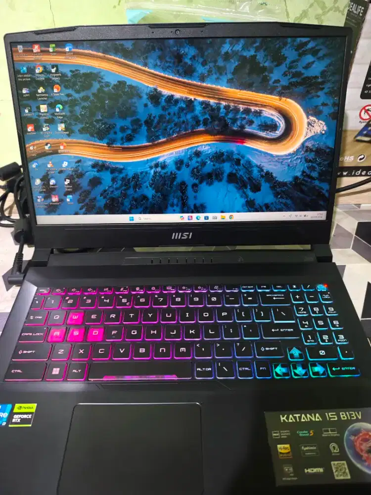 Laptop MSI KATANA 15 B13V I7 GEN 13TH RTX 4050