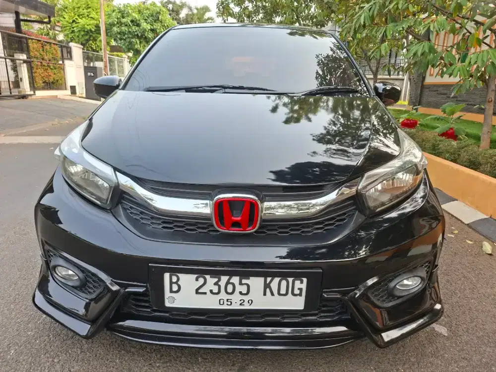 Honda Brio E A/T 2019 Pakaian Sendiri Istimewa Bagus Siap Pakai
