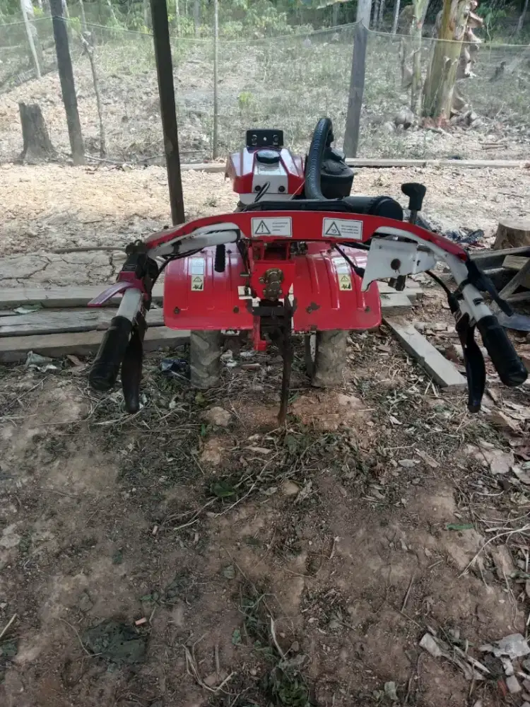 Traktor Yamakoyo