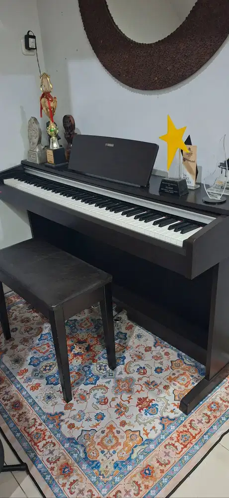 Piano Listrik Yamaha