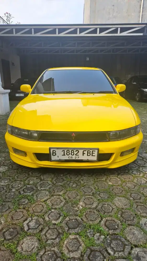 Mitsubishi Galant 2001 Bensin