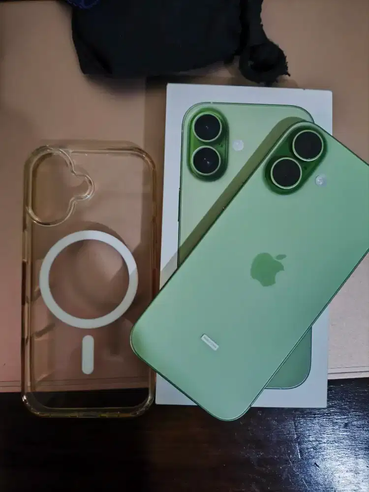 iPhone 17 256 Gb Ibox Sage Baru 3 Bulan Garansi On 25 Mei 2027 Fullset