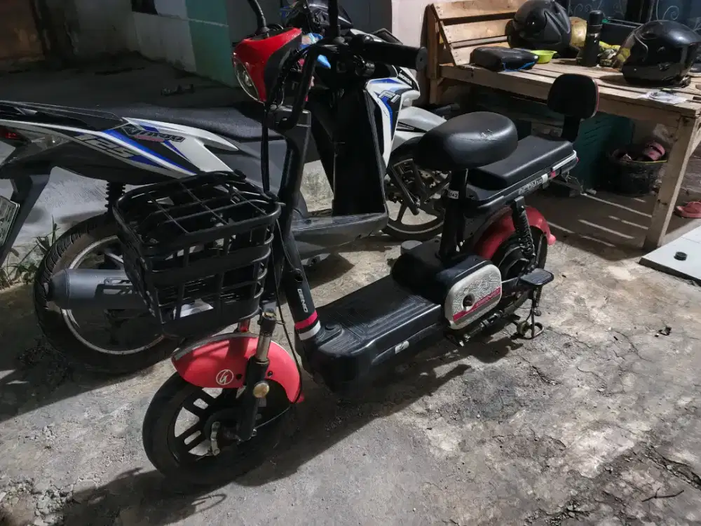 Sepeda listrik Genio Orby 1.0