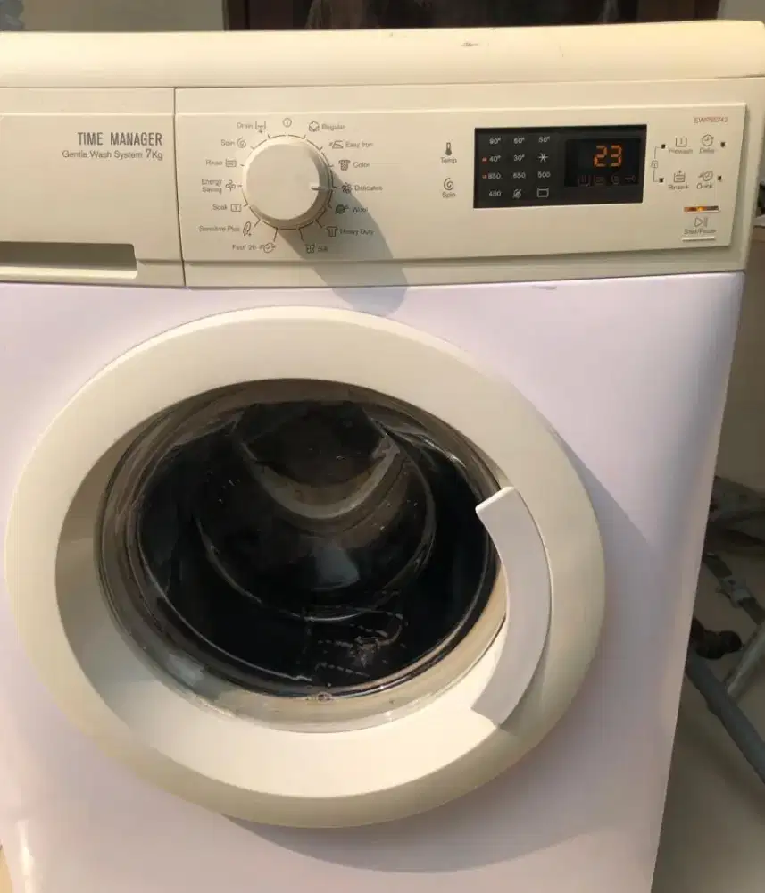 Mesin Cuci Electrolux 7 kilo Time Manager