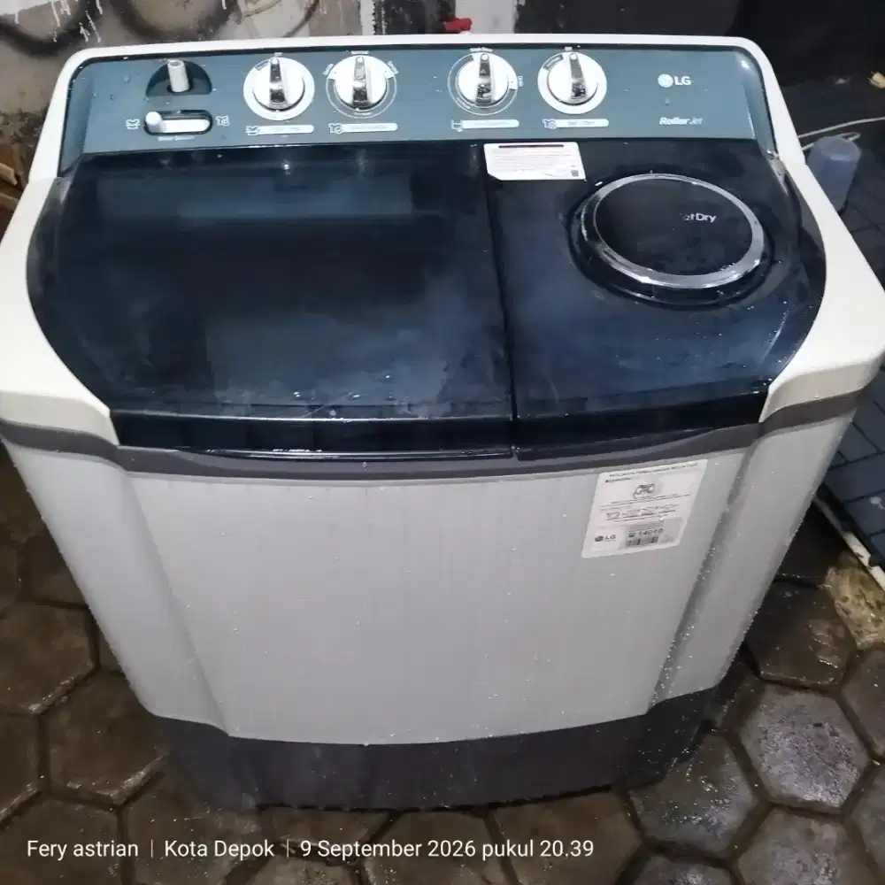 Mesin cuci merk LG 9kg