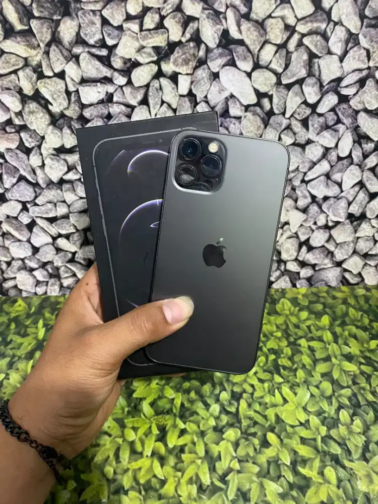 iPhone 12 pro 256Gb ex iBox