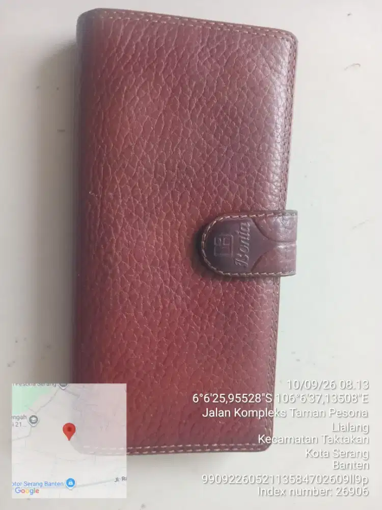 Jual dompet wanita merek bonia kodisi masih bagus jual cepat