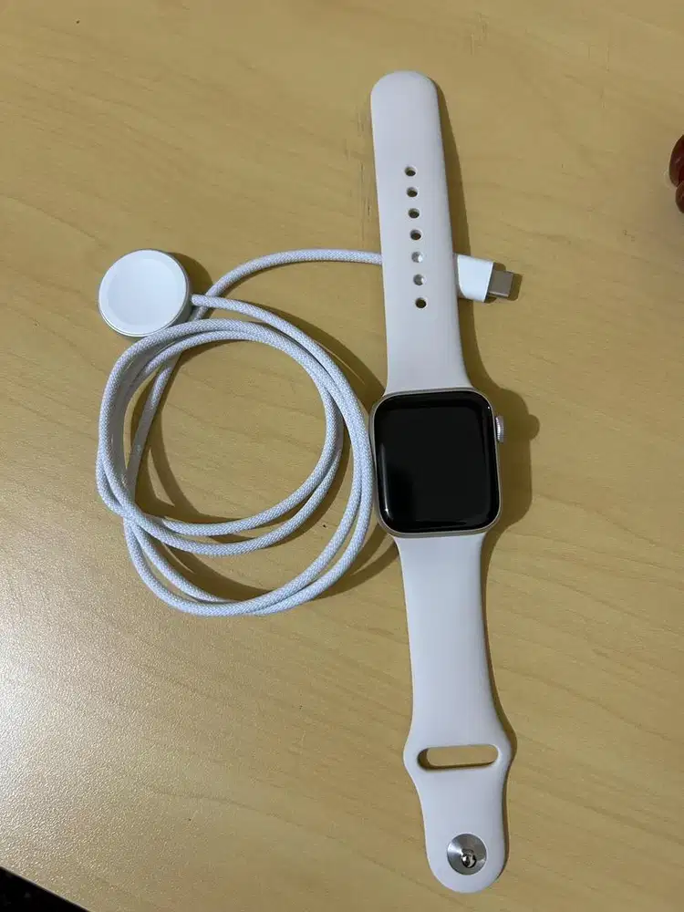 APP WATCH SE 3 40 ST AL ST SB SM GPS