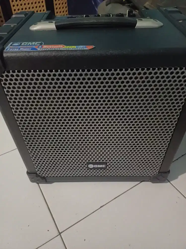 Di jual speker GMC888 R ukuran 8 INC