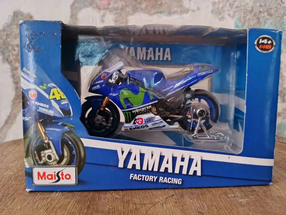 MAISTO DIECAST MOTOGP YAMAHA YZR-M1 2016 VR 46