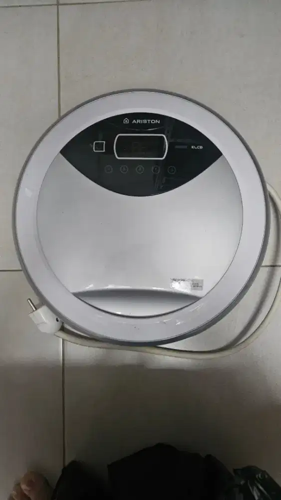 Water heater instant Ariston Aures luxury RT24E