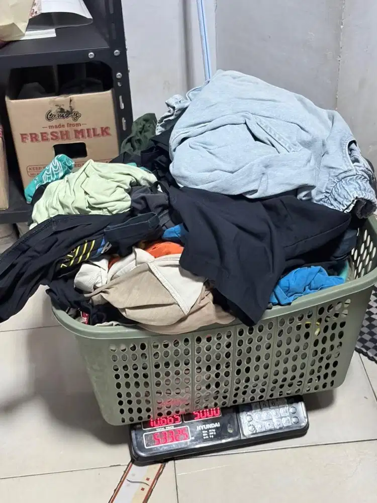 Freelance nyetrika di laundry