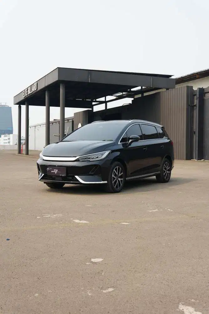 BYD M6 2025 Listrik