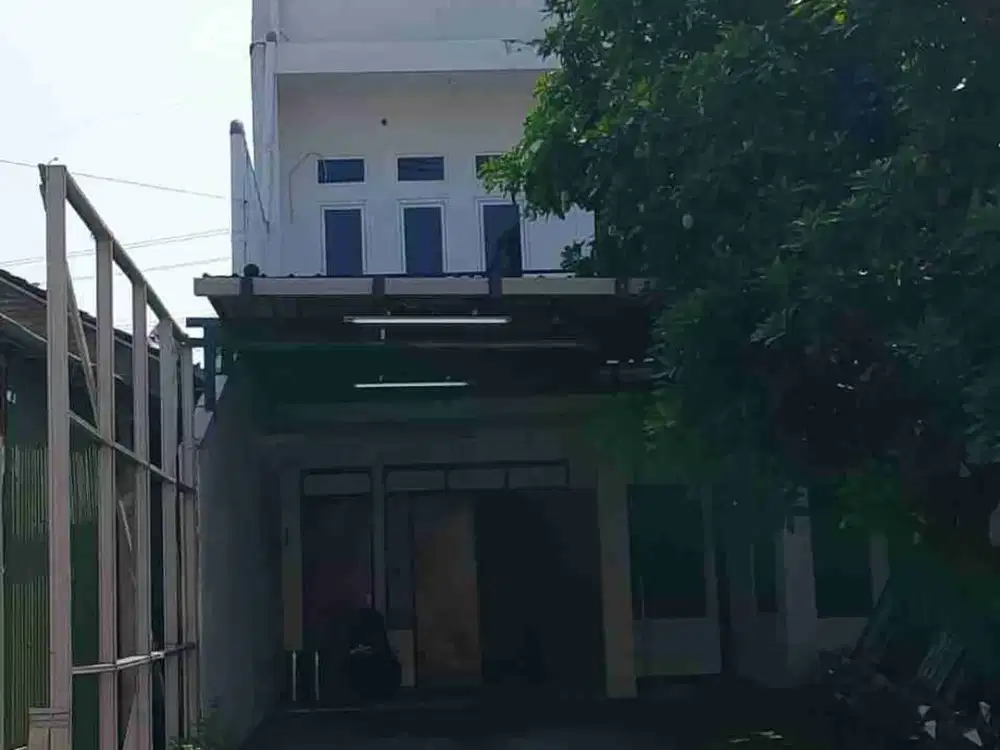 Jual Rumah Lidah Kulon 2.5 Lantai