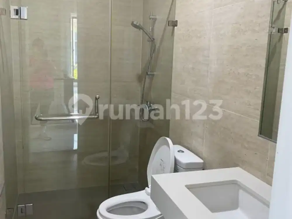Sewa Rumah Discovery Amore Bintaro.