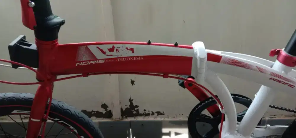 di jual sepeda lipat ukuran 20 merek pacifik type noriz spesial edisi