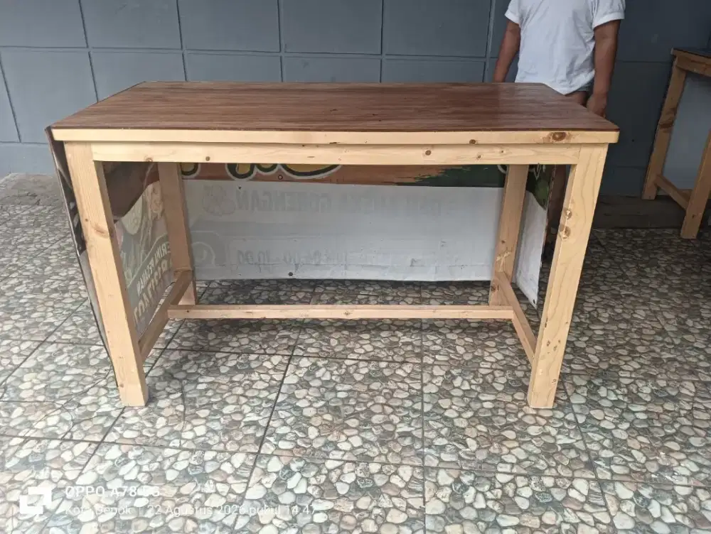 Meja Dagang Kayu