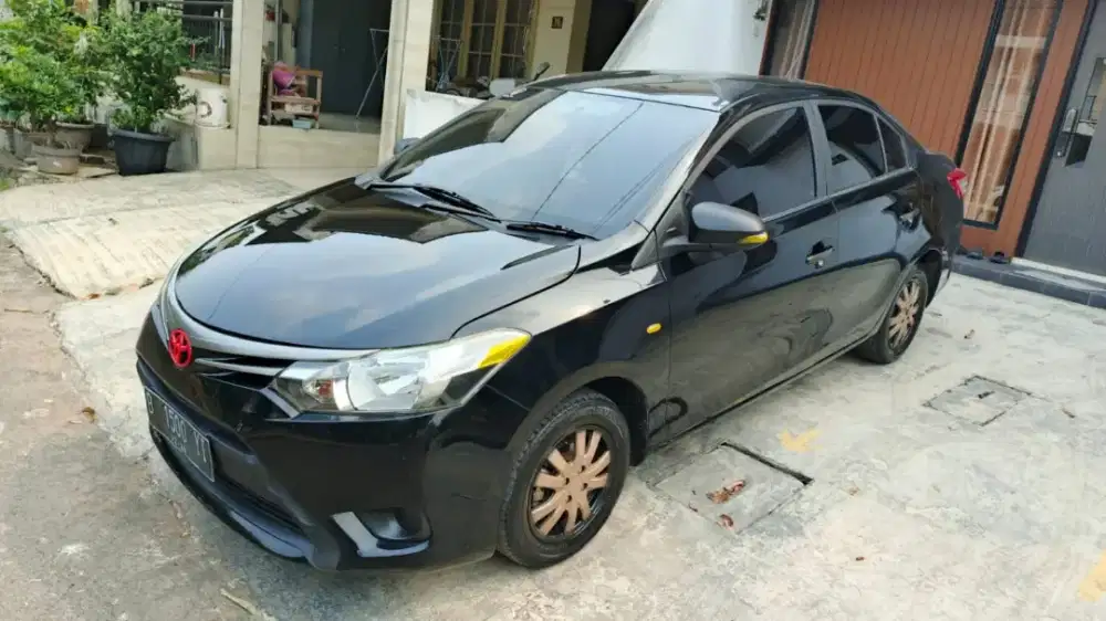 Toyota Vios 2015 Manual Plat B 1500 YI – Rp77,5 Juta